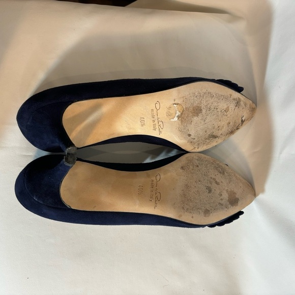 OSCAR DE LA RENTA Sz 40.5 EU Kitten Heels Pointy Toe Scallop Top Bow Pumps Shoes - Picture 9 of 10